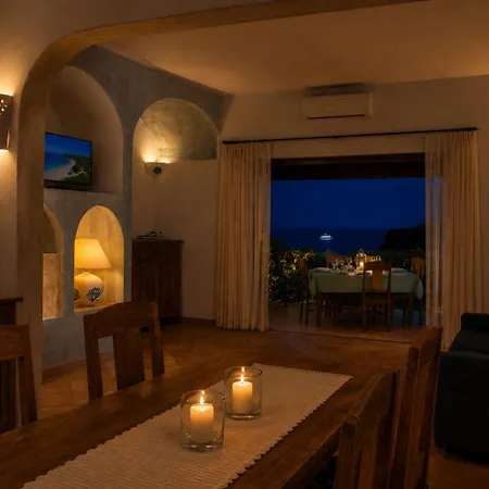 Feriehus Big Pevero Sea View House 7 Two Bedrooms